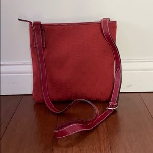Gucci crossbody purse